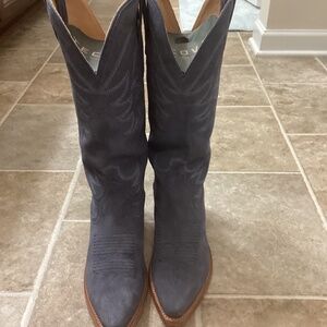 Tecovas Annie Indigo Blue Suede Size 7.5